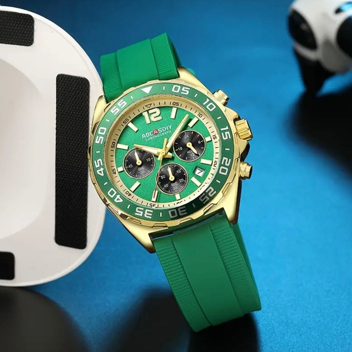 新品 AOCASDIY オマージュクロノグラフ ウォッチ ラバーストラップ メンズ腕時計 グリーンu0026ゴールド
