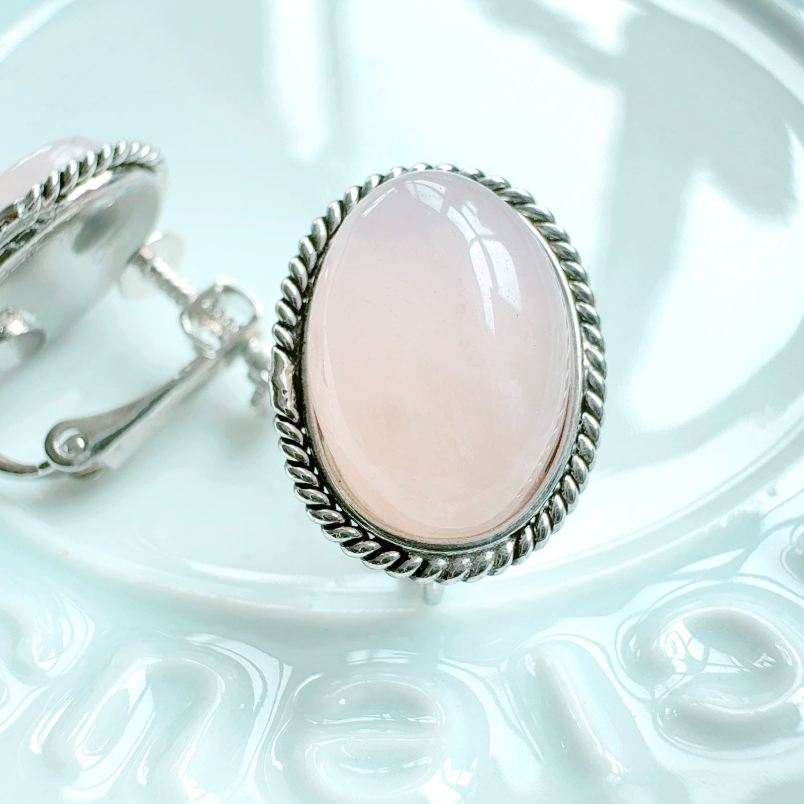 M47 桃色の誘惑 好き好き言われたい 恋愛上手に変身 伊邪那美命 イザナギノミコト ミルキー ピンク ローズクォーツ オーバル イヤリング 祈祷師 澪央 耳元 お守り 叶える 愛される 祈祷 成就 霊感霊視 願望成就 強力 縁結び モテ 引き寄せ 幸運 WWW_MORNINGWALKER_COM