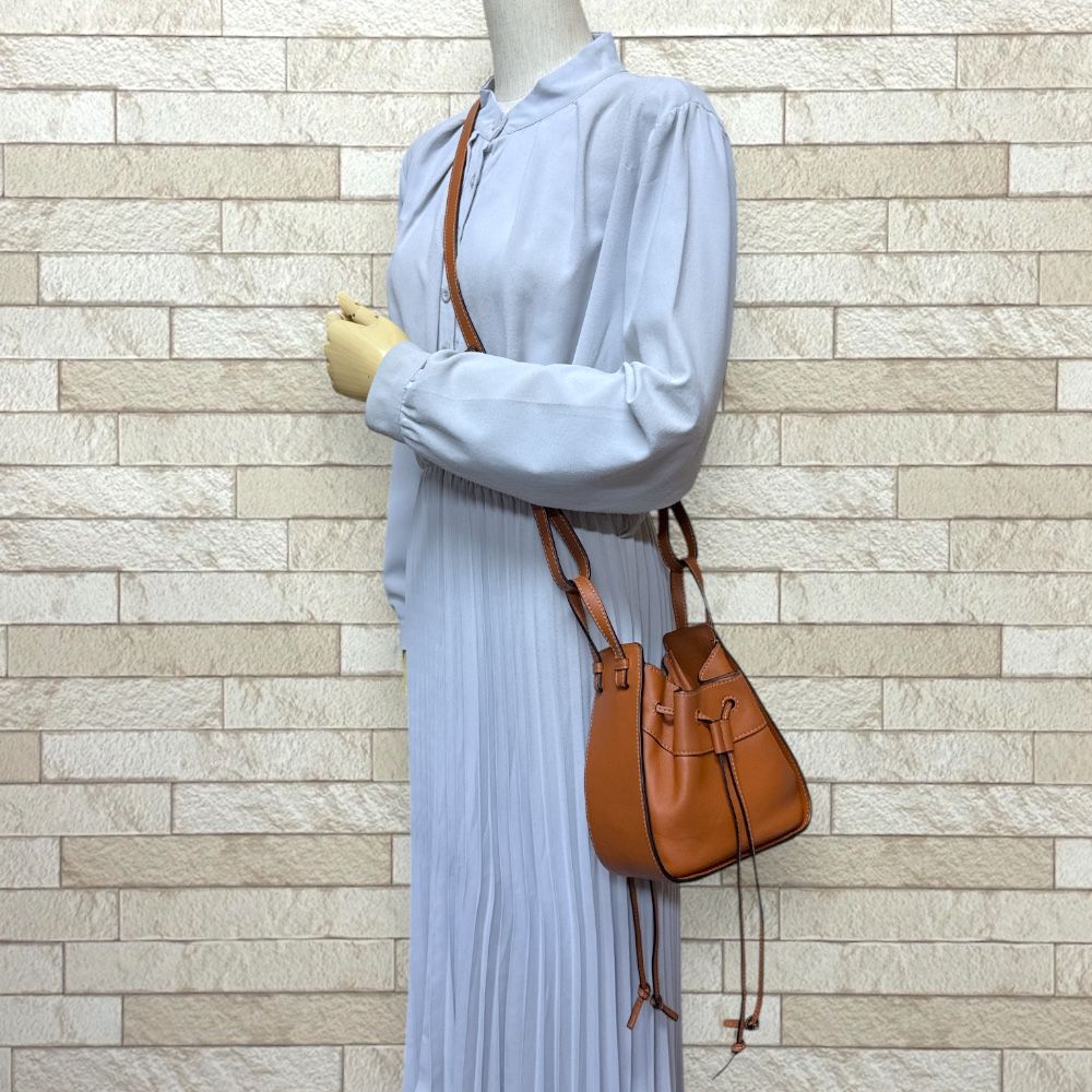 LOEWE ショルダーバッグ 314.30.V07 Amazon | [ロエベ] ショルダーバッグ 314.30.V07 HAMMOCK DW