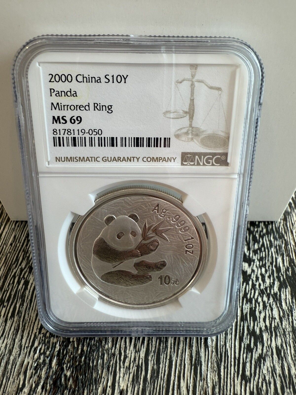Mirred Ring ?? 2000 China 10Yuan 1 oz Panda Silver Coin NGC MS69 very Rare”??