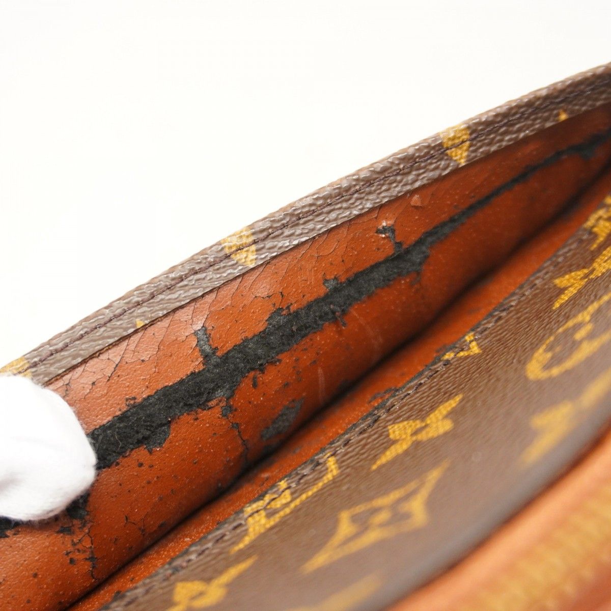ルイヴィトン クラッチバッグ セカンドバッグ モノグラム ブラウン 茶 LOUIS VUITTON（セカンドバッグ/クラッチバッグ）のフリマ