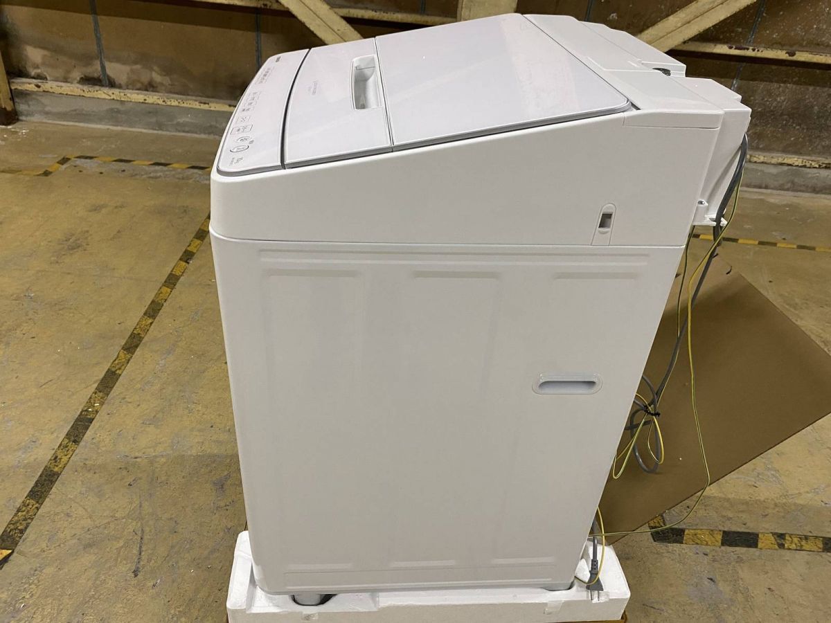 TOSHIBA