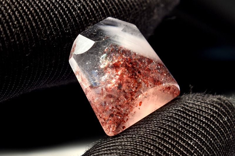 1点物】AAA☆希少赤富士 レッドピラミッドファントムクォーツ(レピ