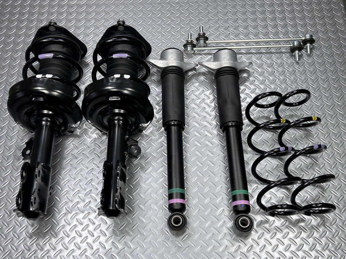 【新車外し】最安値　プリウス　60系 純正　サスペンション　キット(一式) 新車外し】最安値プリウス60系 純正サスペンションキット(一式)