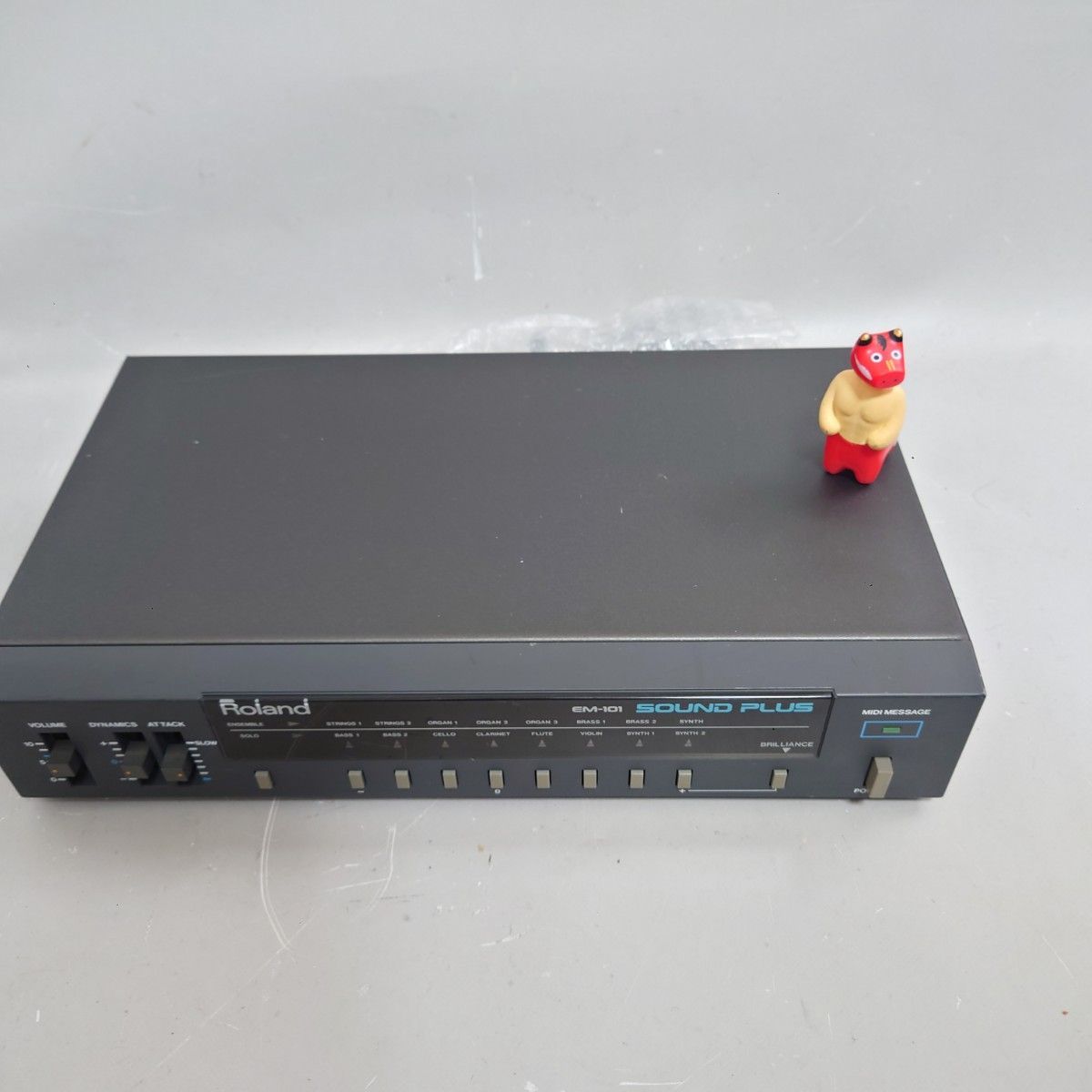 Roland Em-101 動作品 本体のみ サウンドプラス アナログシンセサイザーモジュール 優 日本 z-1741