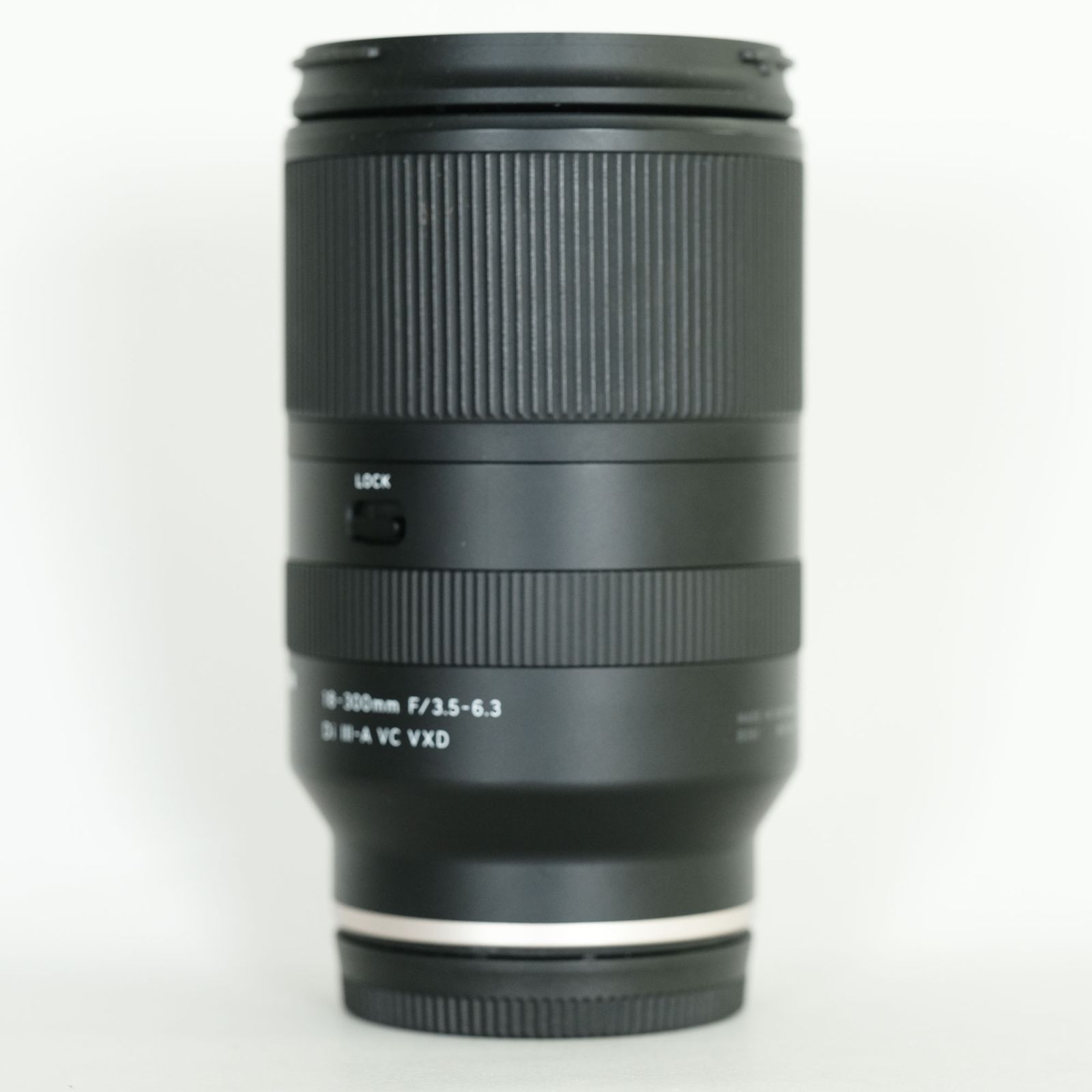 良品] TAMRON 18-300mm F/3.5-6.3 Di III-A VC VXD (Model B061 
