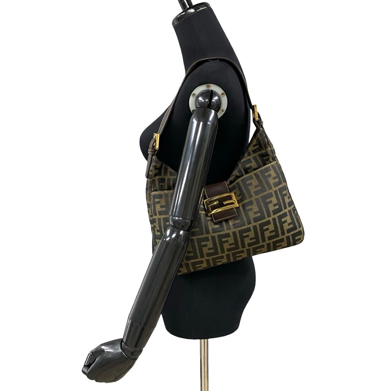 美品✨フェンディ マンマバケット ワンショルダー ズッカ柄 キャンバス 楽天市場】美品 フェンディ FENDI マンマバケット ズッカ柄