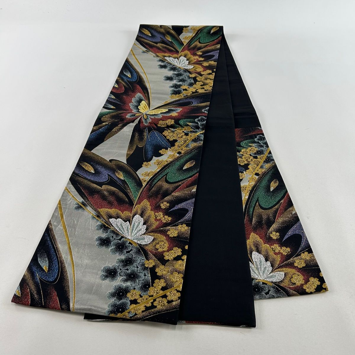 袋帯 秀品 振袖向き 蝶 花 金銀糸 箔 銀色 六通 正絹 【中古