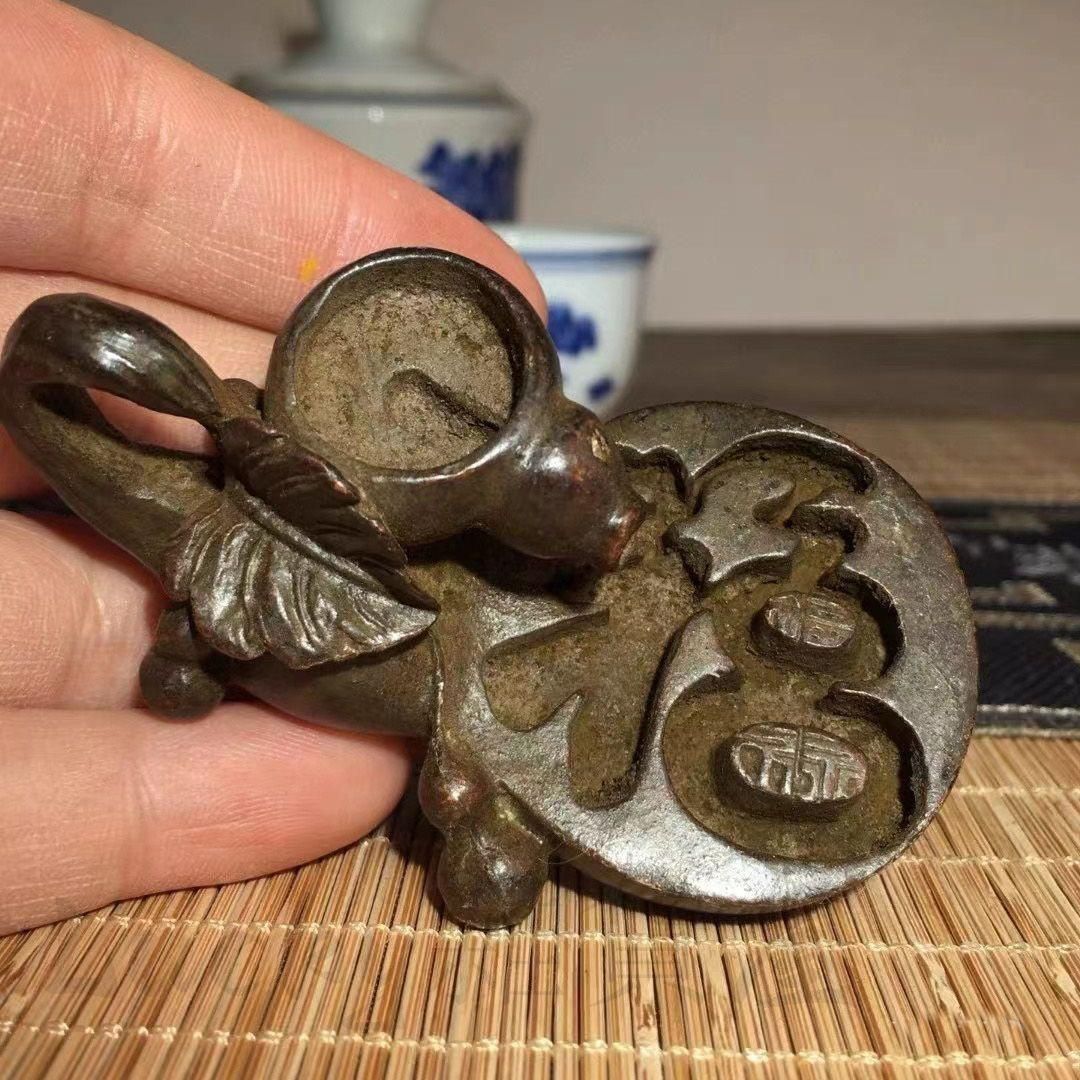 銅器 瓢簞 空心招財納福銅瓢簞 茶台 書架 装飾品 工芸品 置物 純金 瓢箪ケース 福鯰 8g ( 木札名入れ有料 高級 コレクション