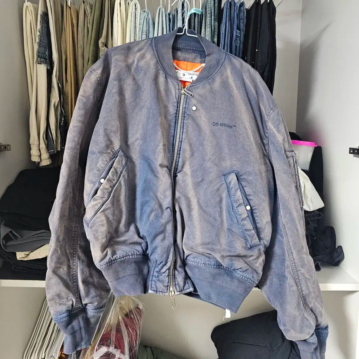 Off-White(オフホワイト) ボンバー ジャケット L サイズ - メルカリ