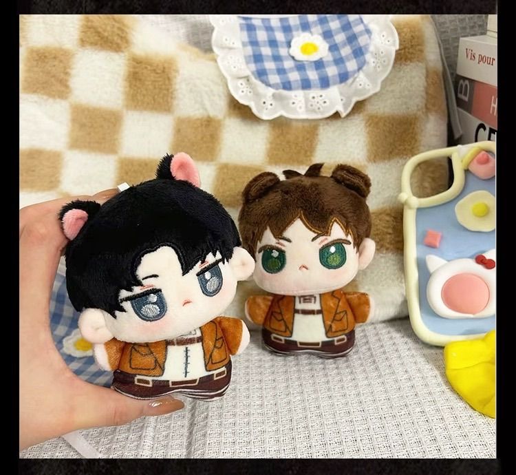 進撃の巨人 リヴァイ・エレン 12cm ミニぬいぐるみ ストラップの
