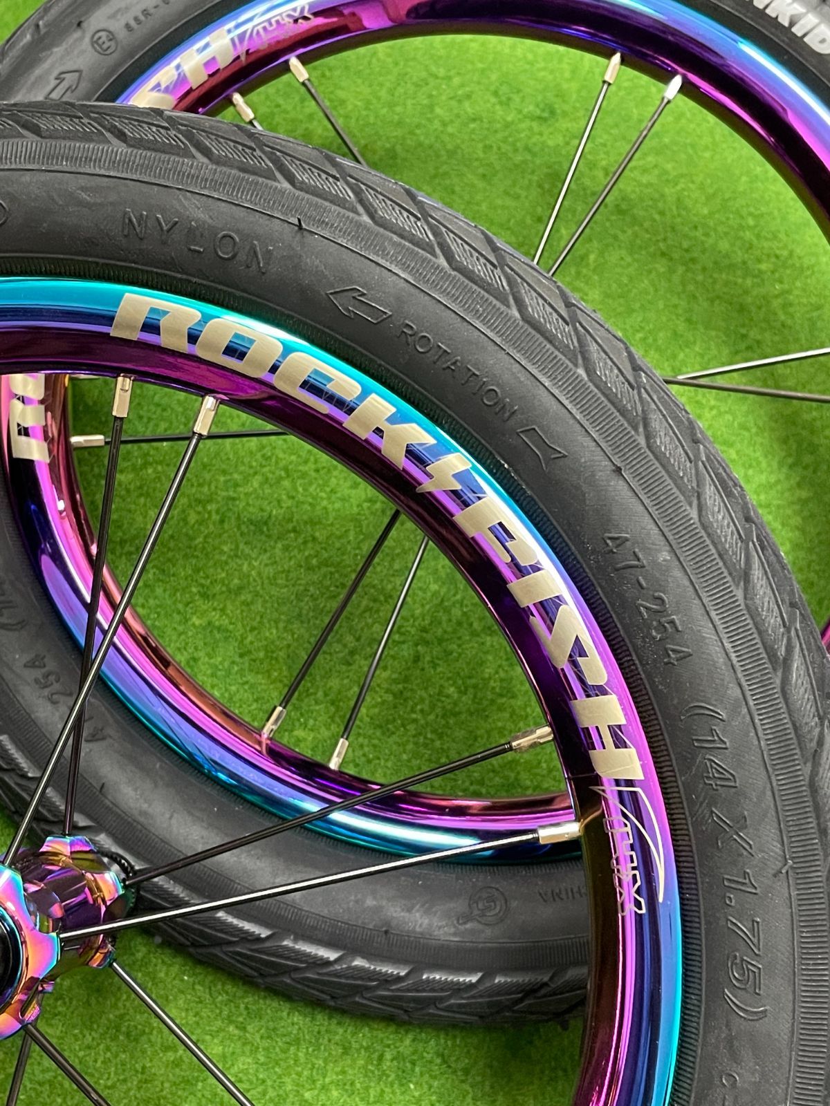 カスタム済】STRIDER PRO 12インチ軽量アルミ レース仕様 カスタム済