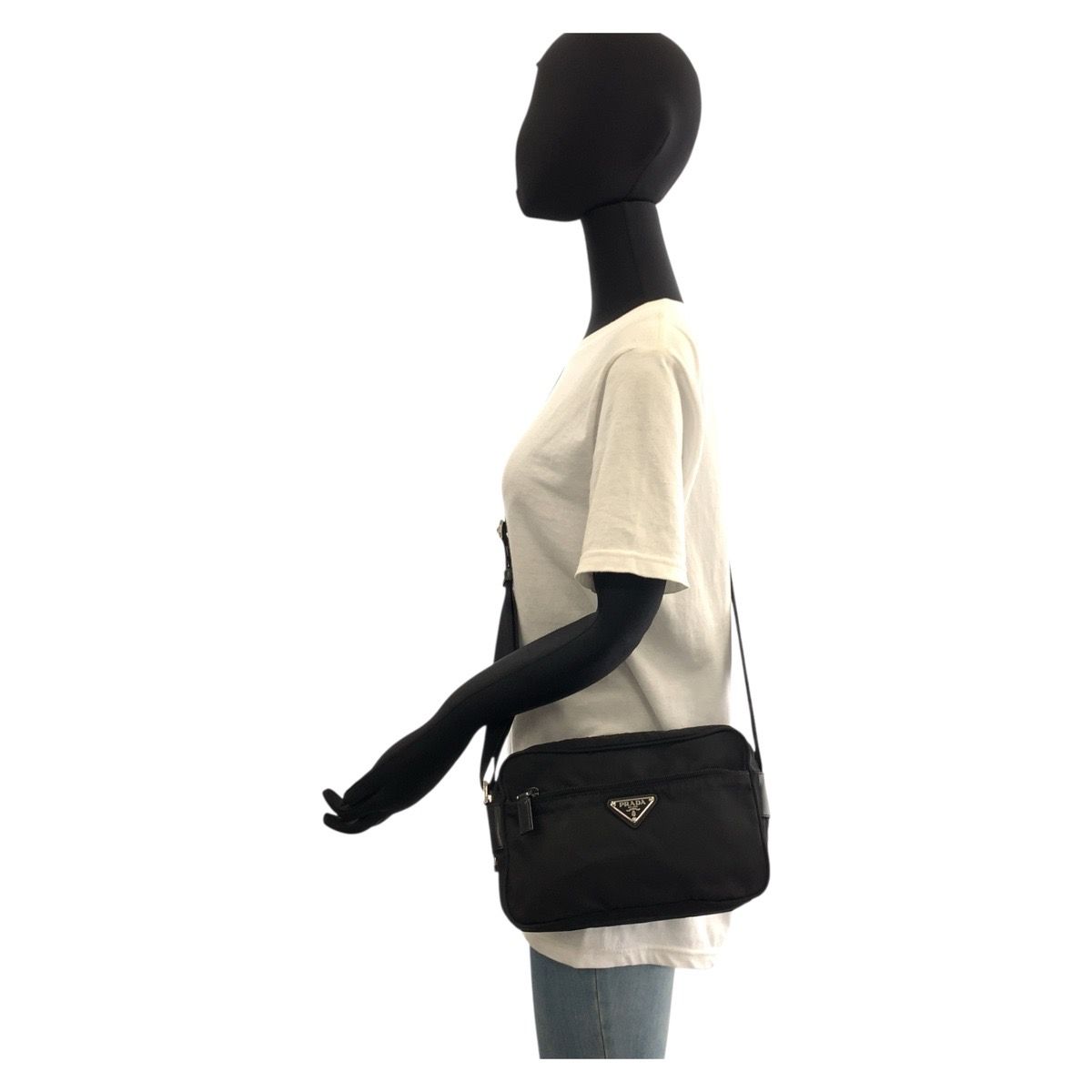 美品 PRADA プラダ テスート 三角ロゴプレート ブラック 黒 シルバー 