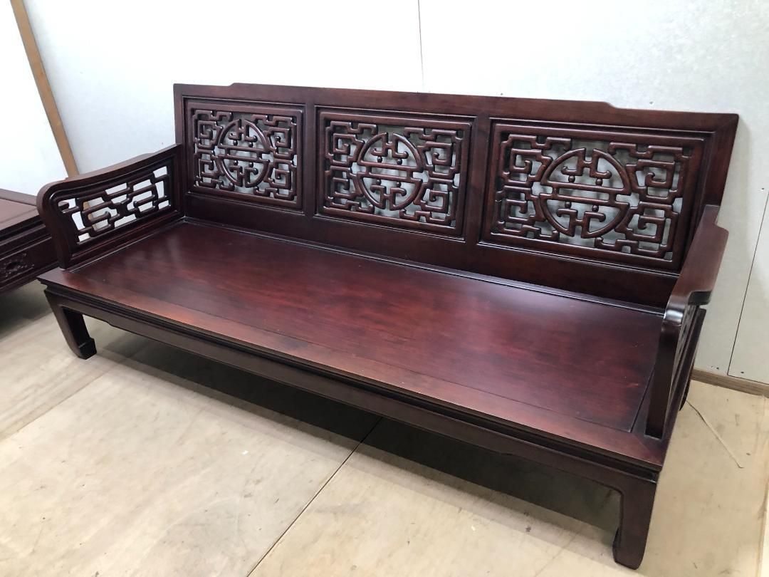 花梨の彫刻長椅子 肘掛け付き 3人掛け 豪華彫刻 人気 中国家具 75063-1