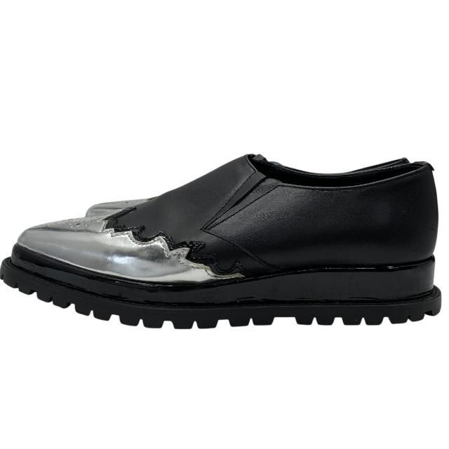 sacai