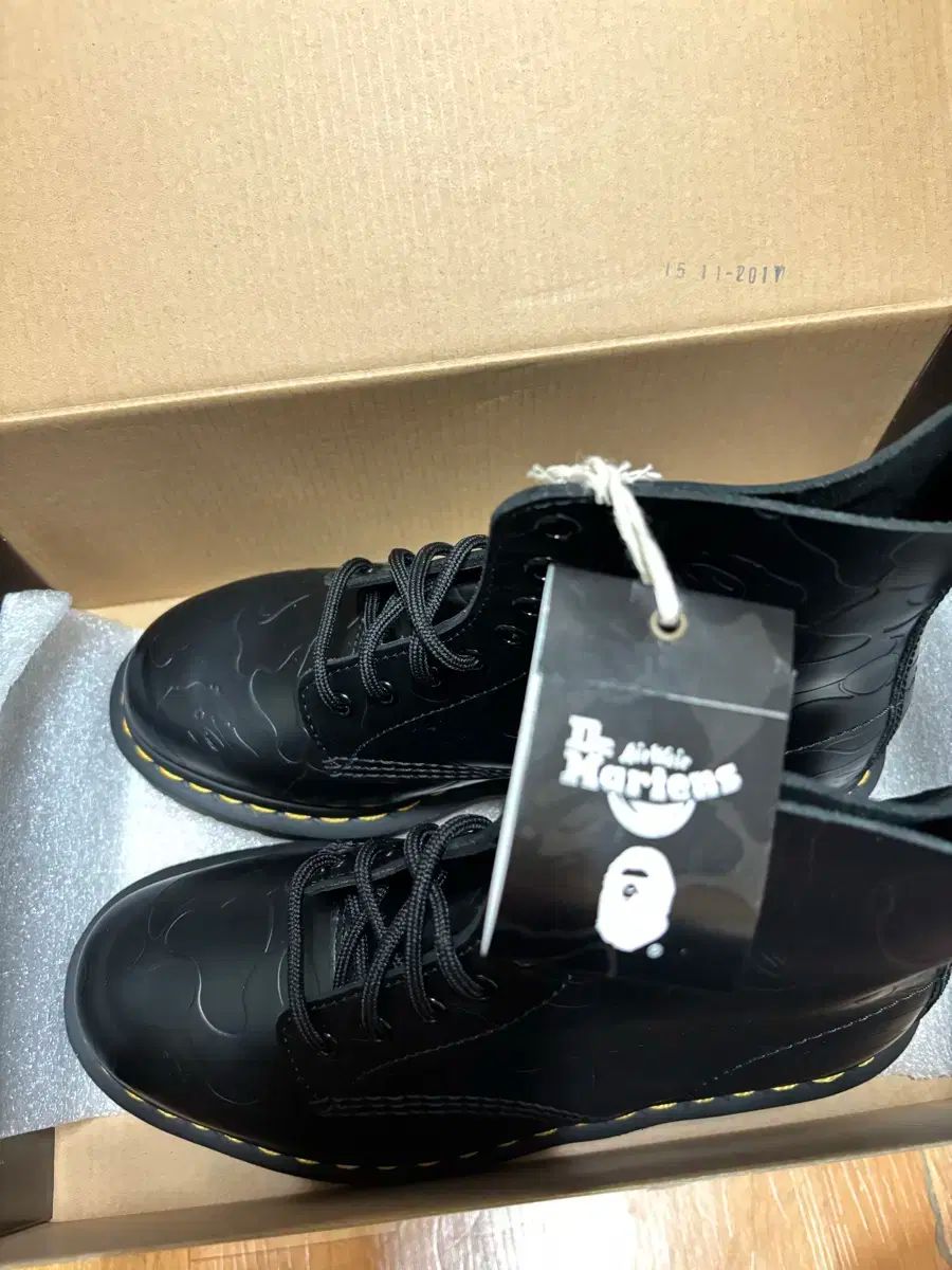 A BATHING APE アベイシングエイプ DR. MARTENS ドクターマーチン ブーツ