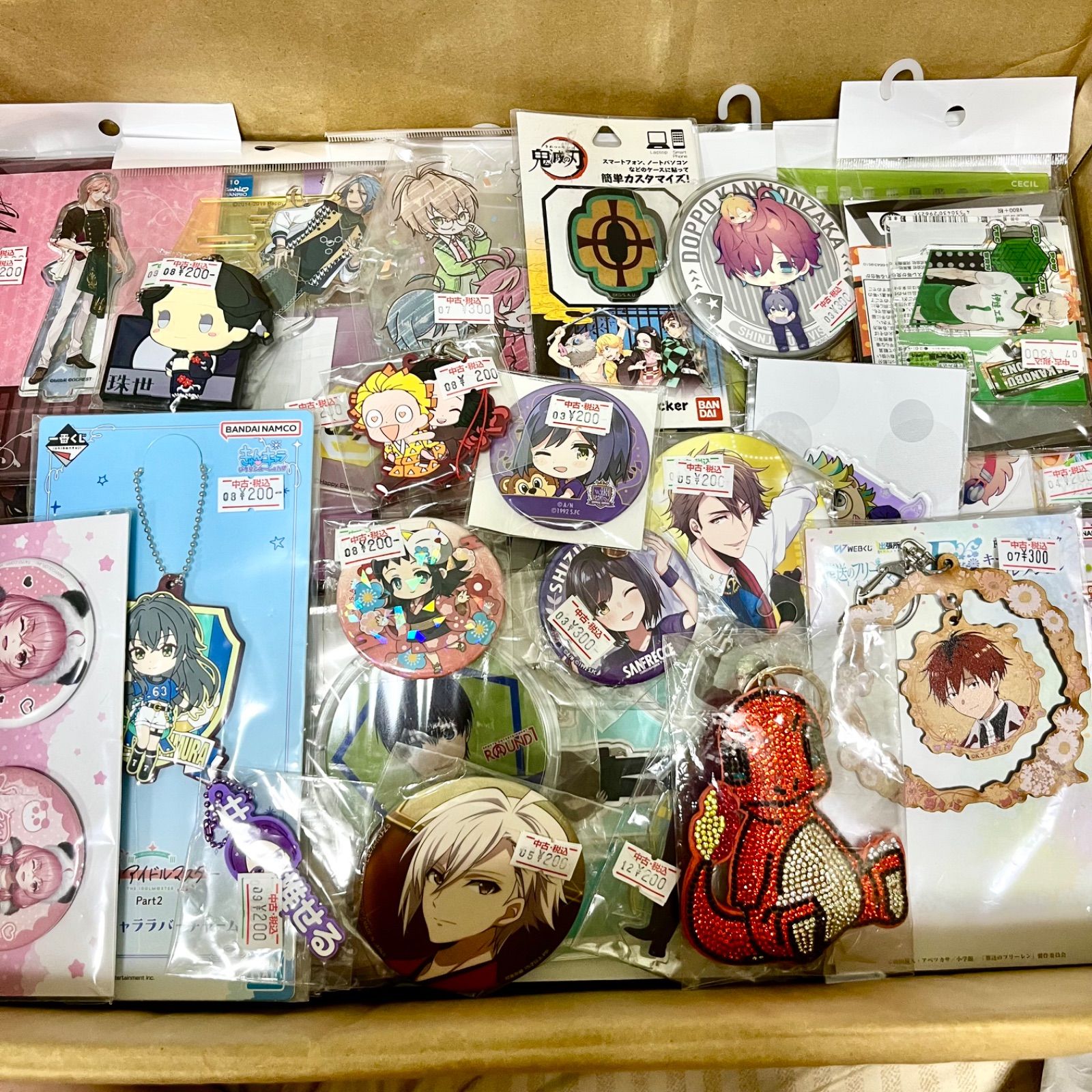 アニメグッズ まとめ売り 大量 - メルカリ