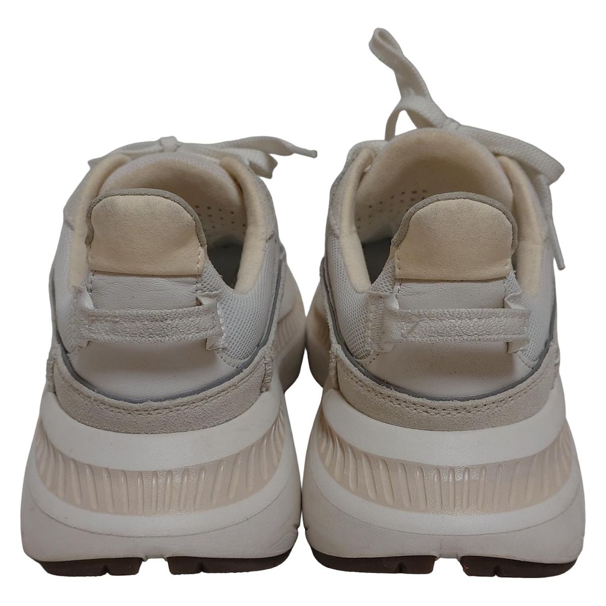 UGG(アグ) スニーカー 25 ユニセックス CA805 V2 1127110 白