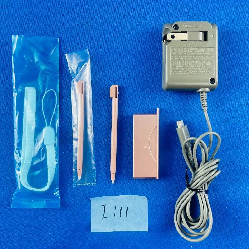 I111 完品 Nintendo DSLite メタリックロゼ 任天堂 ニンテンドー DS DSライト 携帯型ゲーム機 第6世代 本体 タッチペン ACアダプター ストラップ 取扱説明書 箱あり UP786_INFO