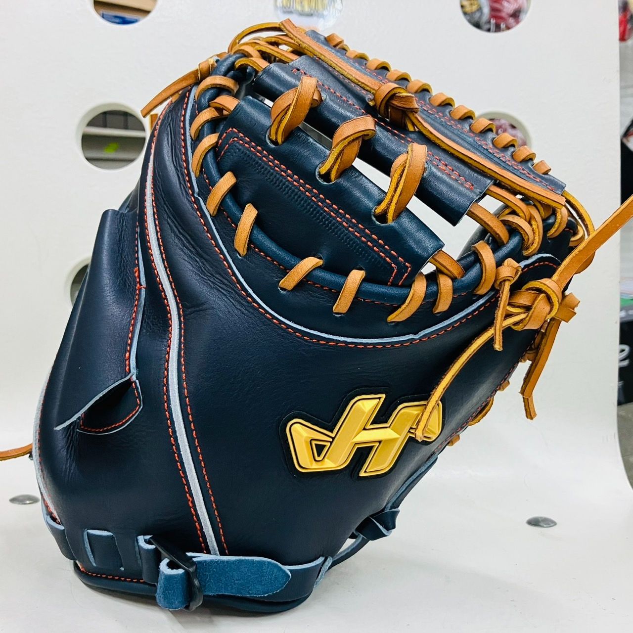 ハタケヤマ　HATAKEYAMA　40周年記念モデル　W-M5IB　硬式用　捕手用　キャッチャーミット　高校野球対応　Iブラック　フレーミング重視モデル　日本製