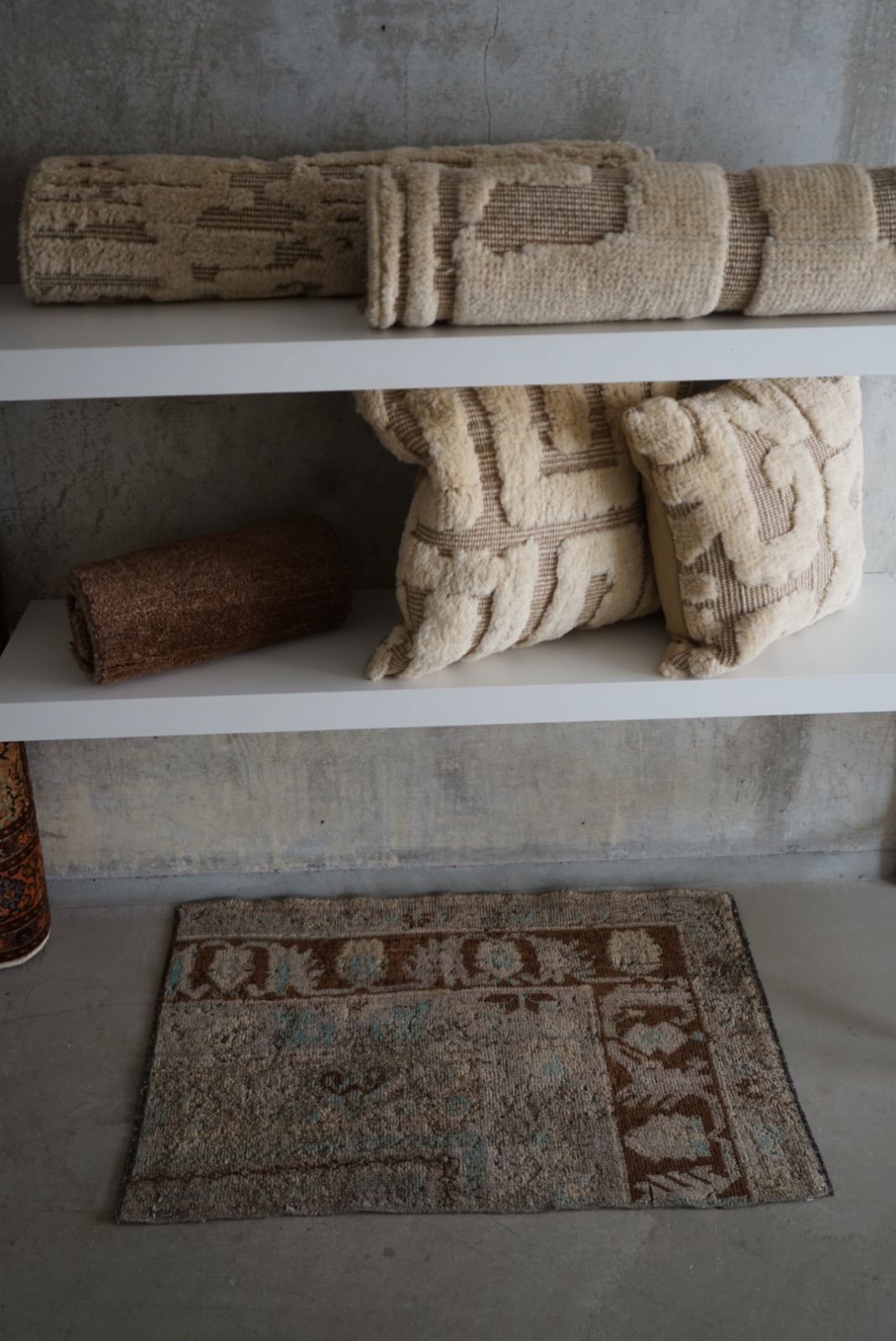 ヴィンテージラグ トルコ スモールサイズ グレー 78.5 × 54 cm No.TR25170