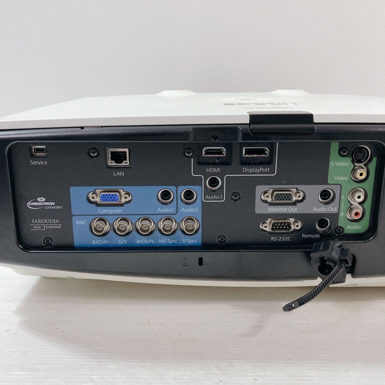 EPSON プロジェクター LCDprojector EB-G6555OWU 映写機 - メルカリ EPSON プロジェクター LCDprojector EB-G6555OWU 映写機 - メルカリ