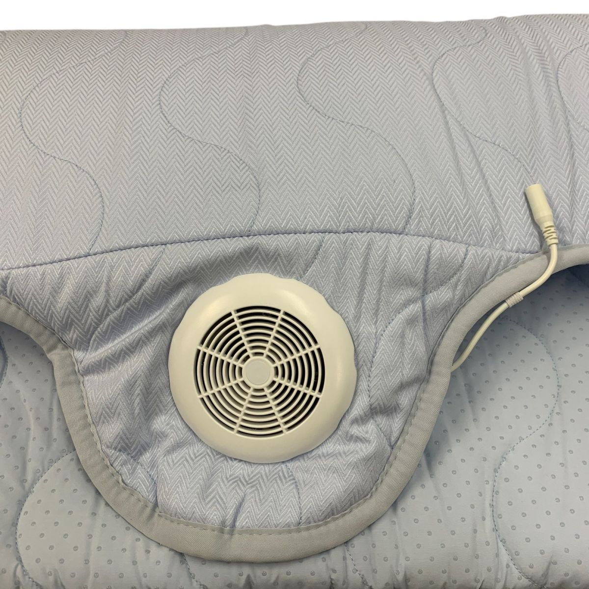 快眠マット SOYO ハーフサイズ AX-BSA608H ファン付き敷きパット