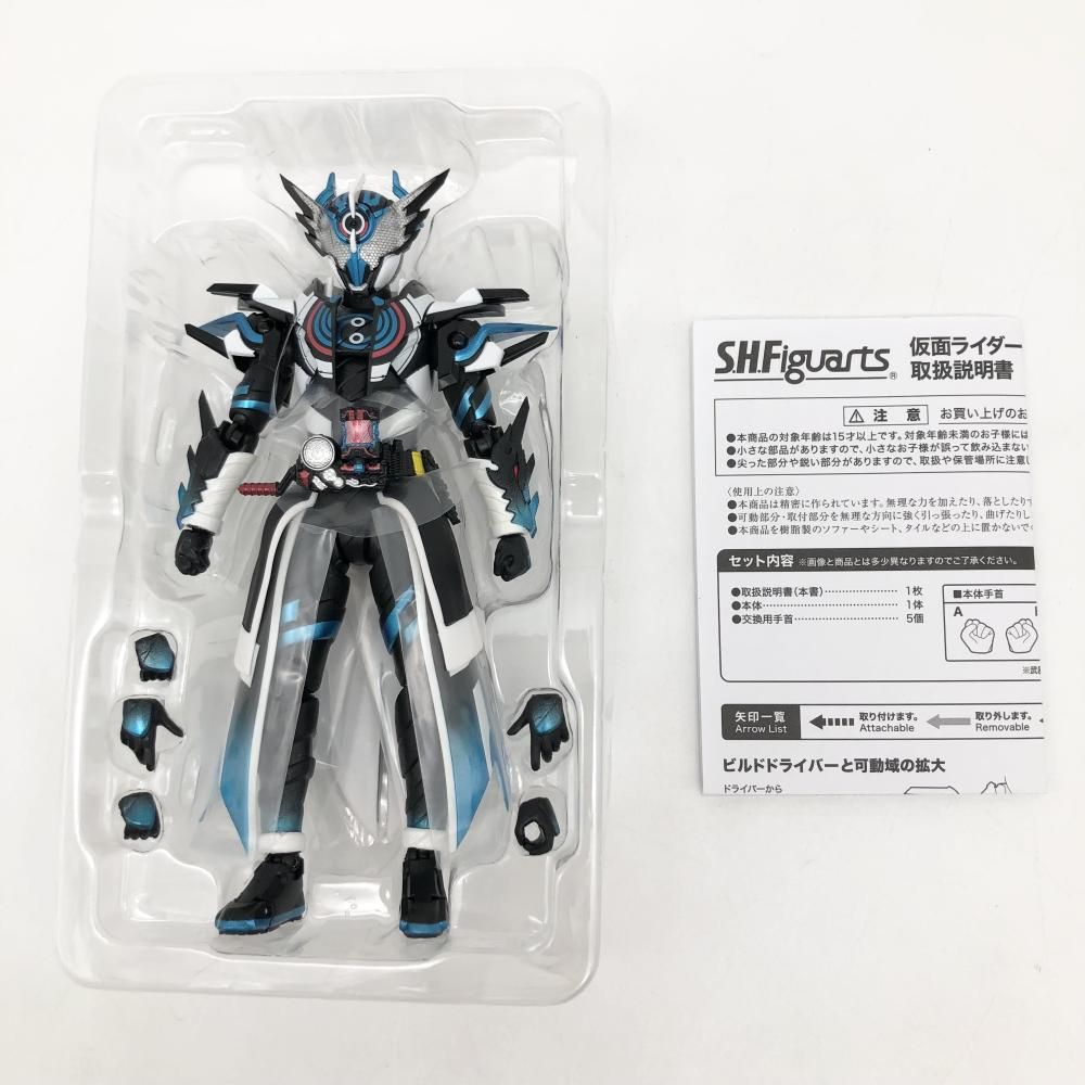中古】開封 バンダイ ビルド NEW WORLD 仮面ライダークローズ S.H.