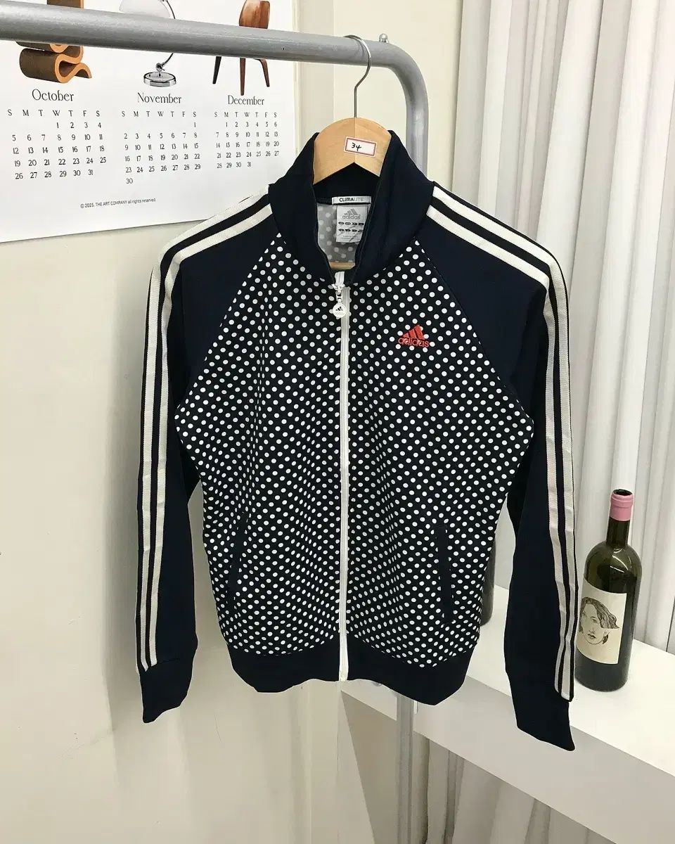アディダス　ドット柄ジャージ adidas ドット柄 ジャケット ジャージ - メルカリ