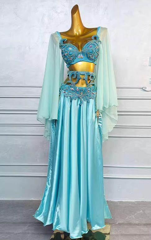 ベリーダンス衣装 ブラベルトスカートセット フレアスリーブ 水色 オーダーメイド ベリーダンス衣装 ブラベルトスカートセット フレアスリーブ
