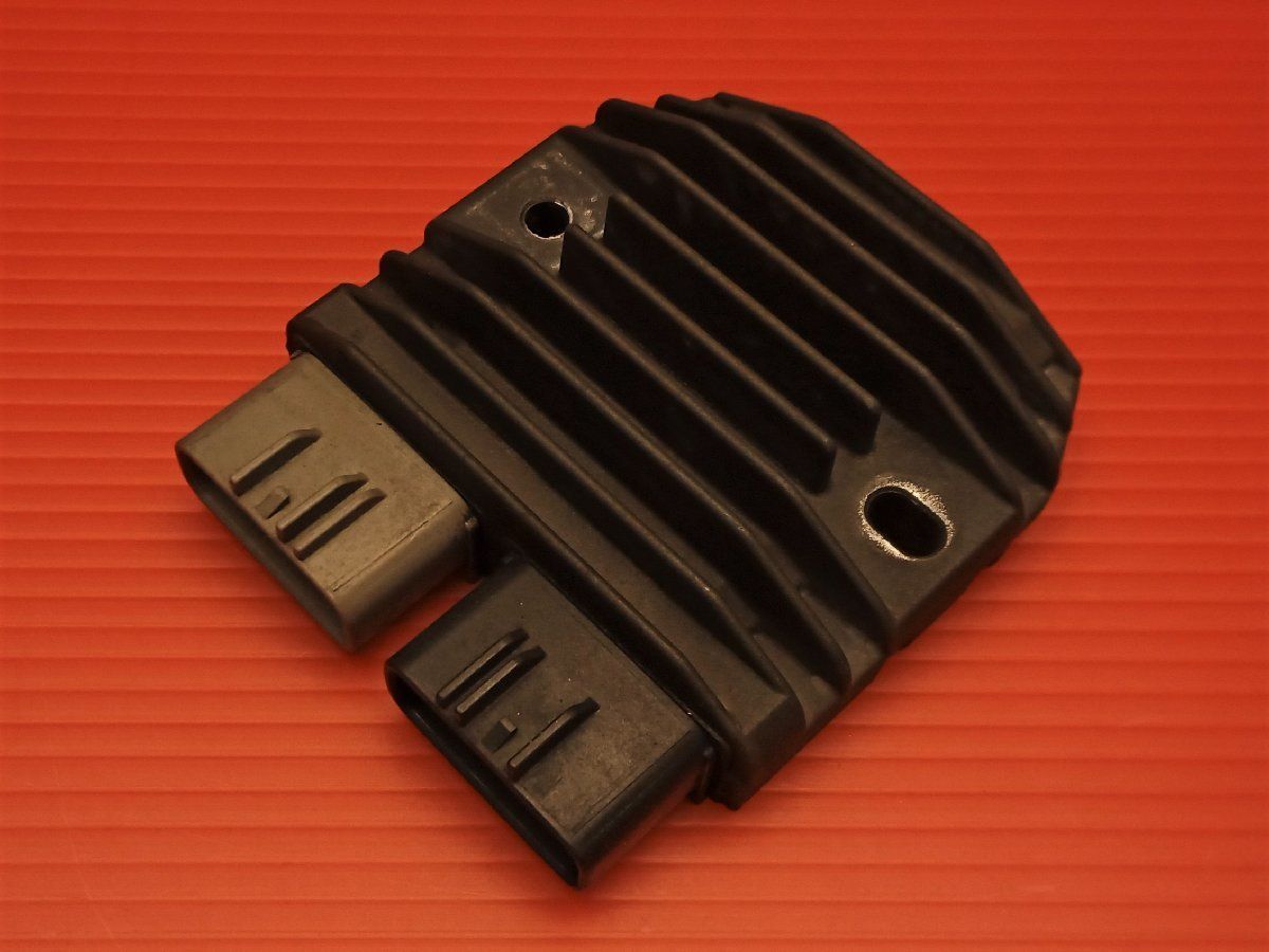 0 評価B FJR1300 純正 レギュレーター FH001 1.3 062 f3496T1Ak