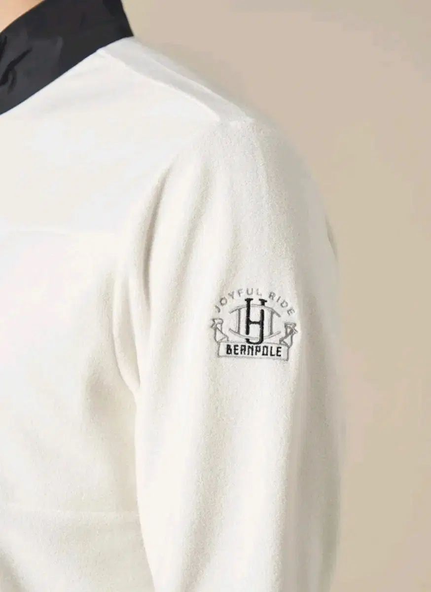 ハーフジップ Tシャツ