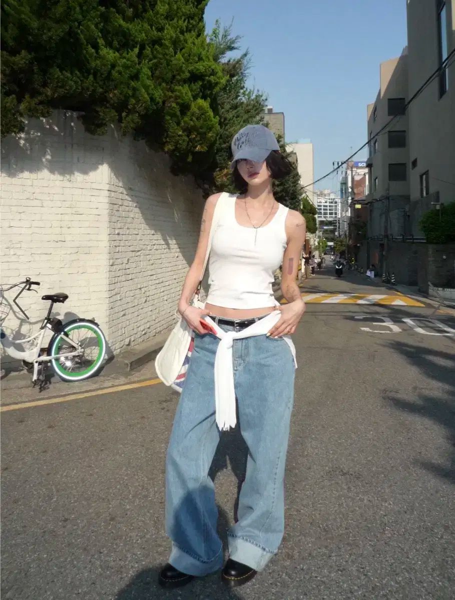 ペイルジェイド ローライズ デニム