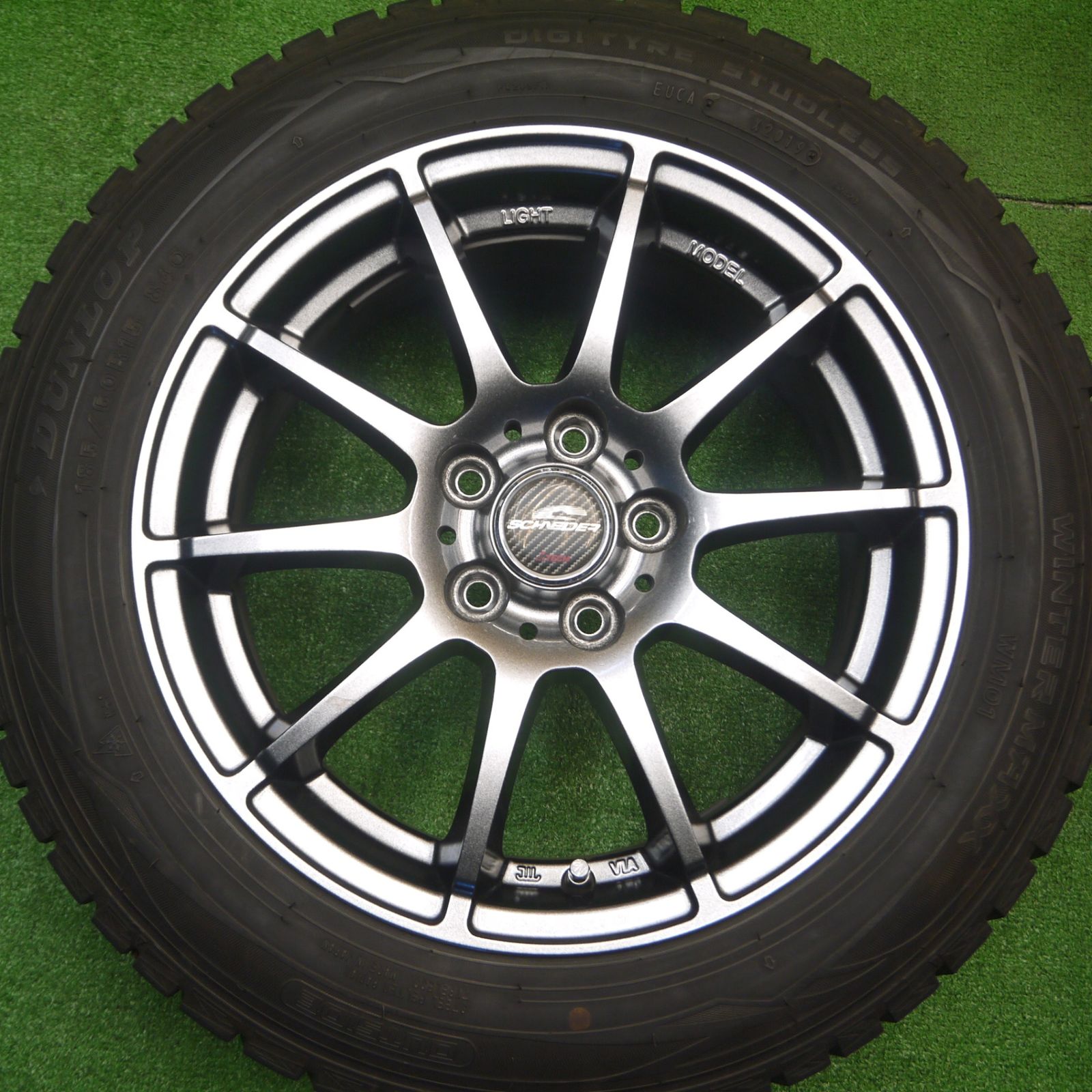 DUNLOP WINTER MAXX WM01 185/60R15 15インチ スタッドレス 4本 2016年 