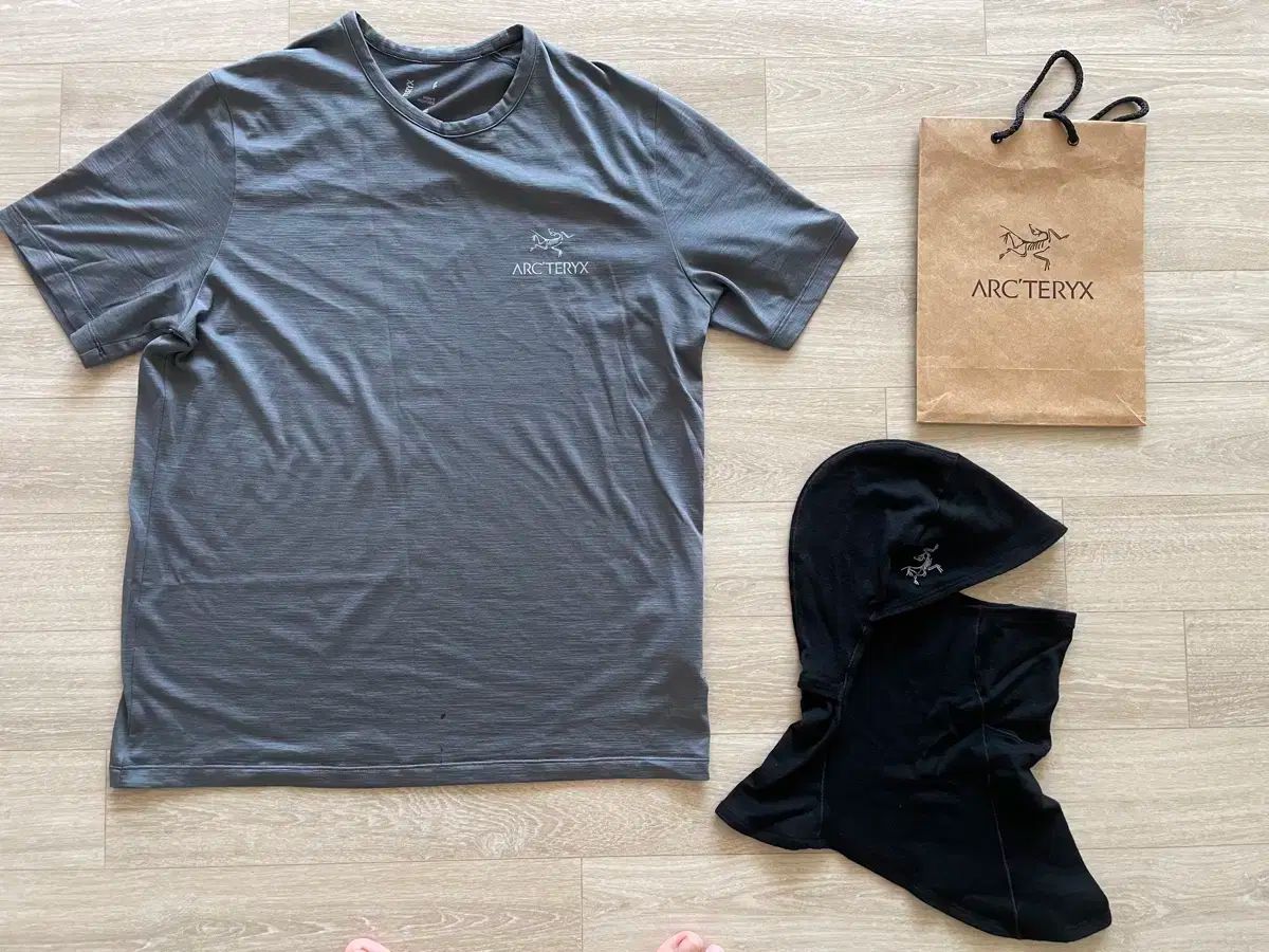 ARC TERYX アークテリクス 半袖Tシャツ マスク