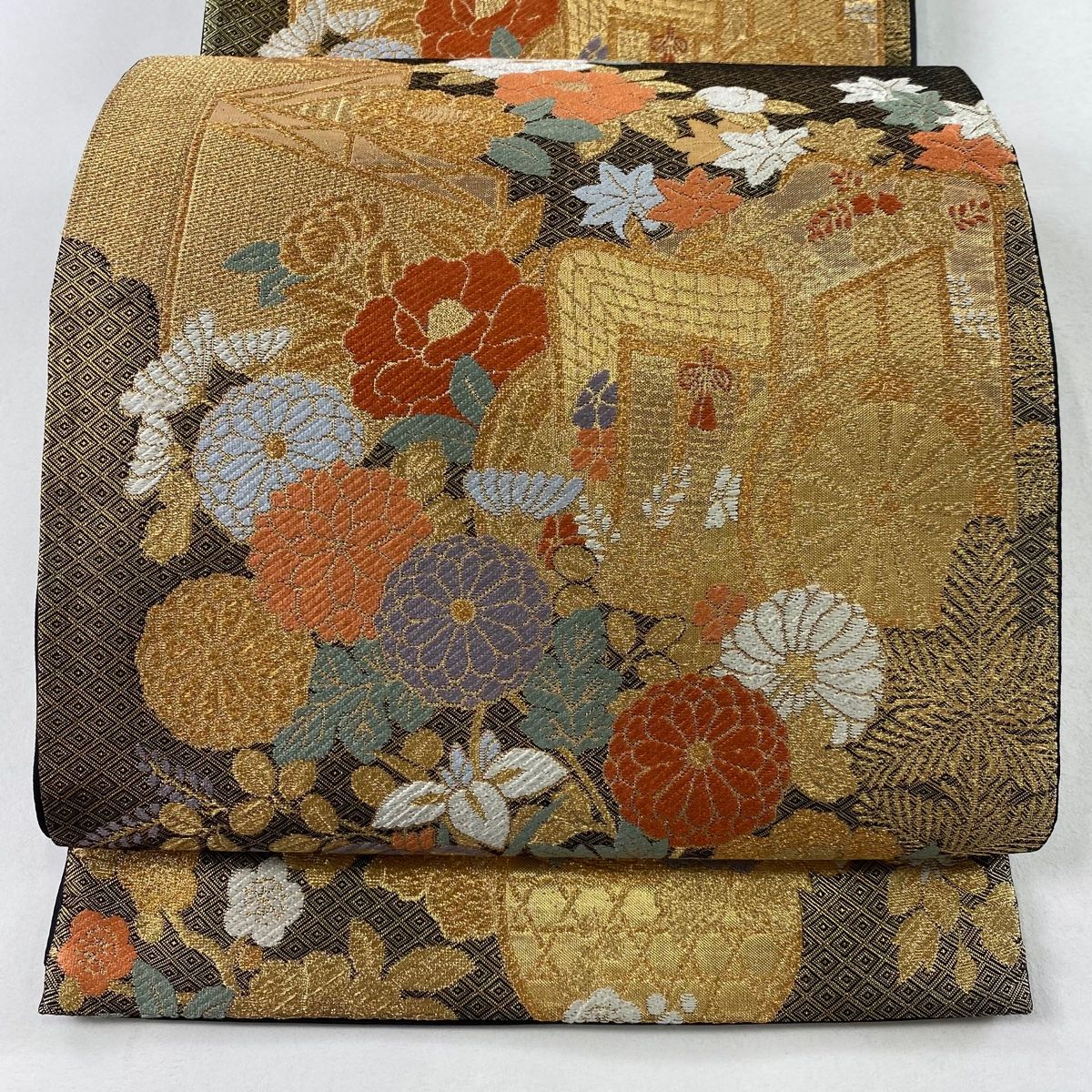 袋帯 美品 秀品 御所車 草花 金糸 箔 金色 六通 正絹 【中古