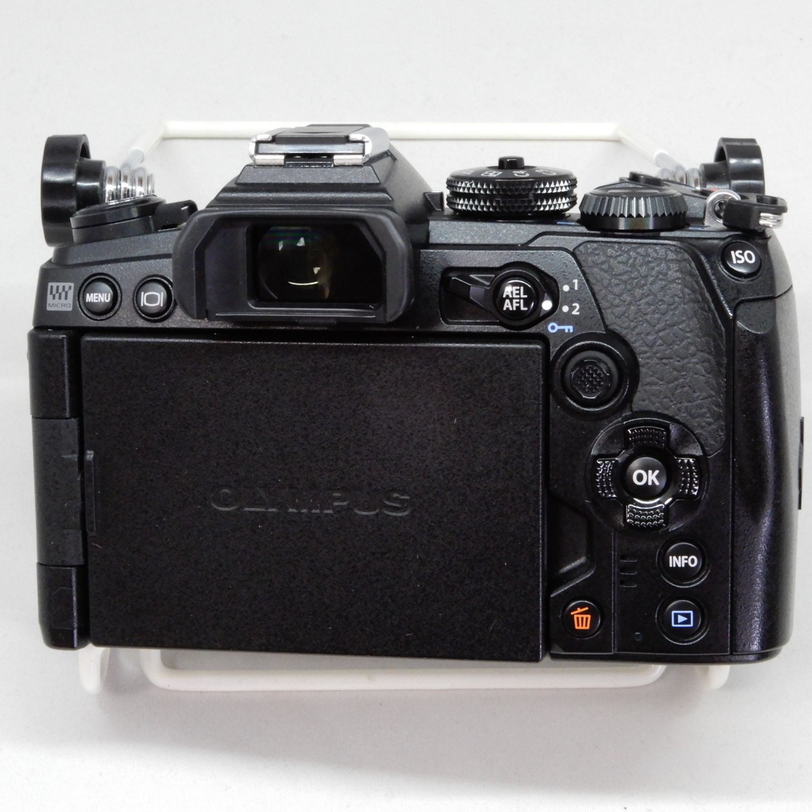 Olympus OM-D E-M1 Mark III ボディ 2037万画素 マイクロフォーサーズ 