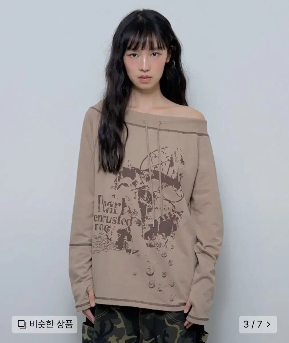 ファンシークラブ オフショルダー Tシャツ