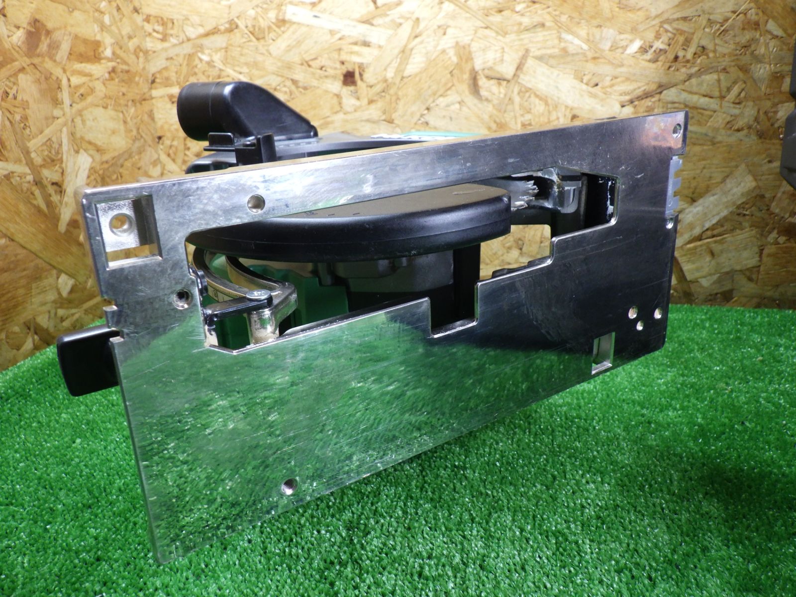 比較的きれいな品 ハイコーキ 165mm マルノコ C3606DA 36Vタイプ 本体 ケース コードレス 充電式 電動工具 HiKOKI 品