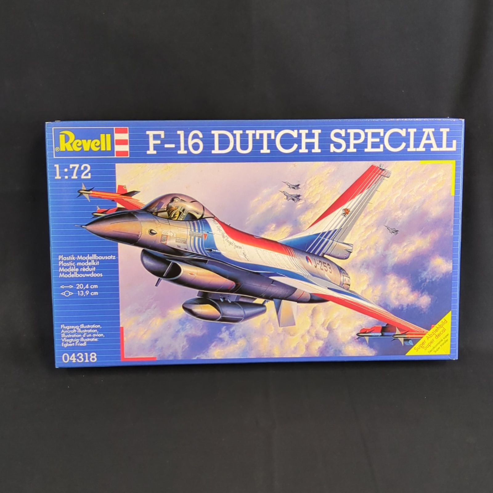 輸入キット Revell レベル 04318 1|72 F-16 ダッチスペシャル