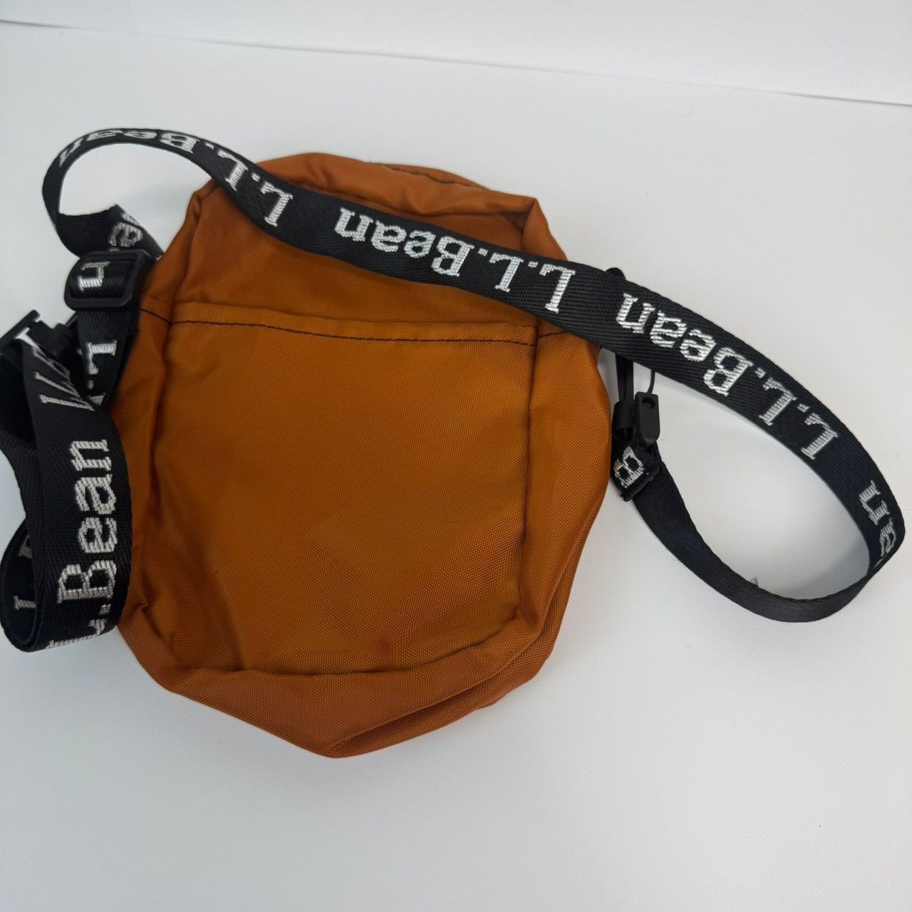 L.L.Bean ショルダーバッグ オレンジ系 L.L.Bean エルエルビーン ショルダーバッグ ロゴ ミニショルダー
