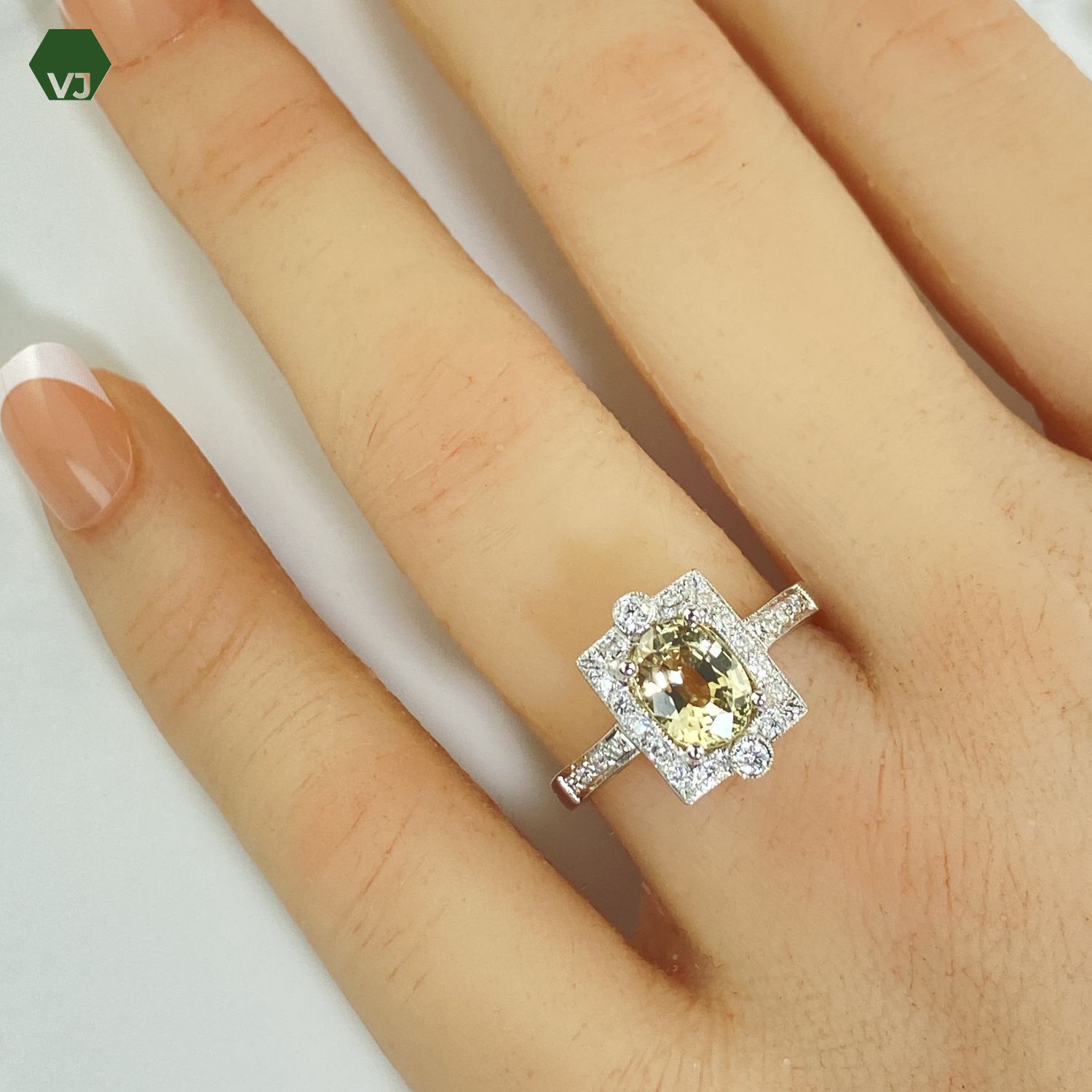 31-25 クリソベリル