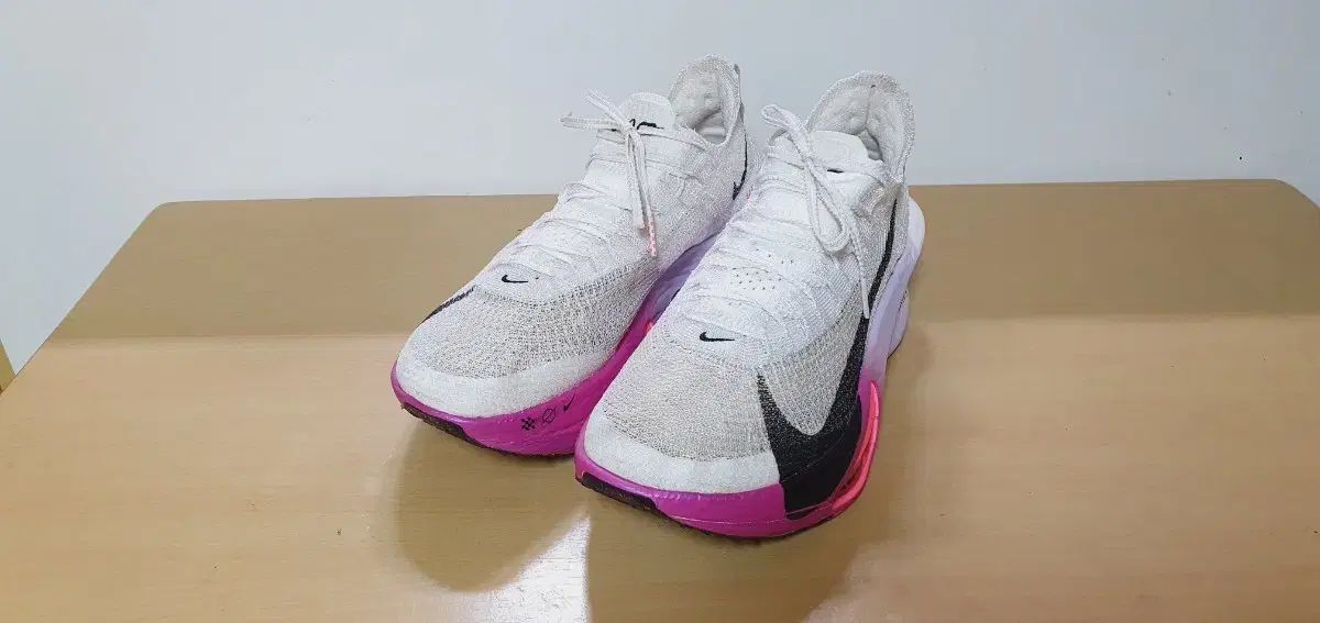 ナイキ ズームX アルファフライ 3 ランニングシューズ ハイパーピンク 260 265