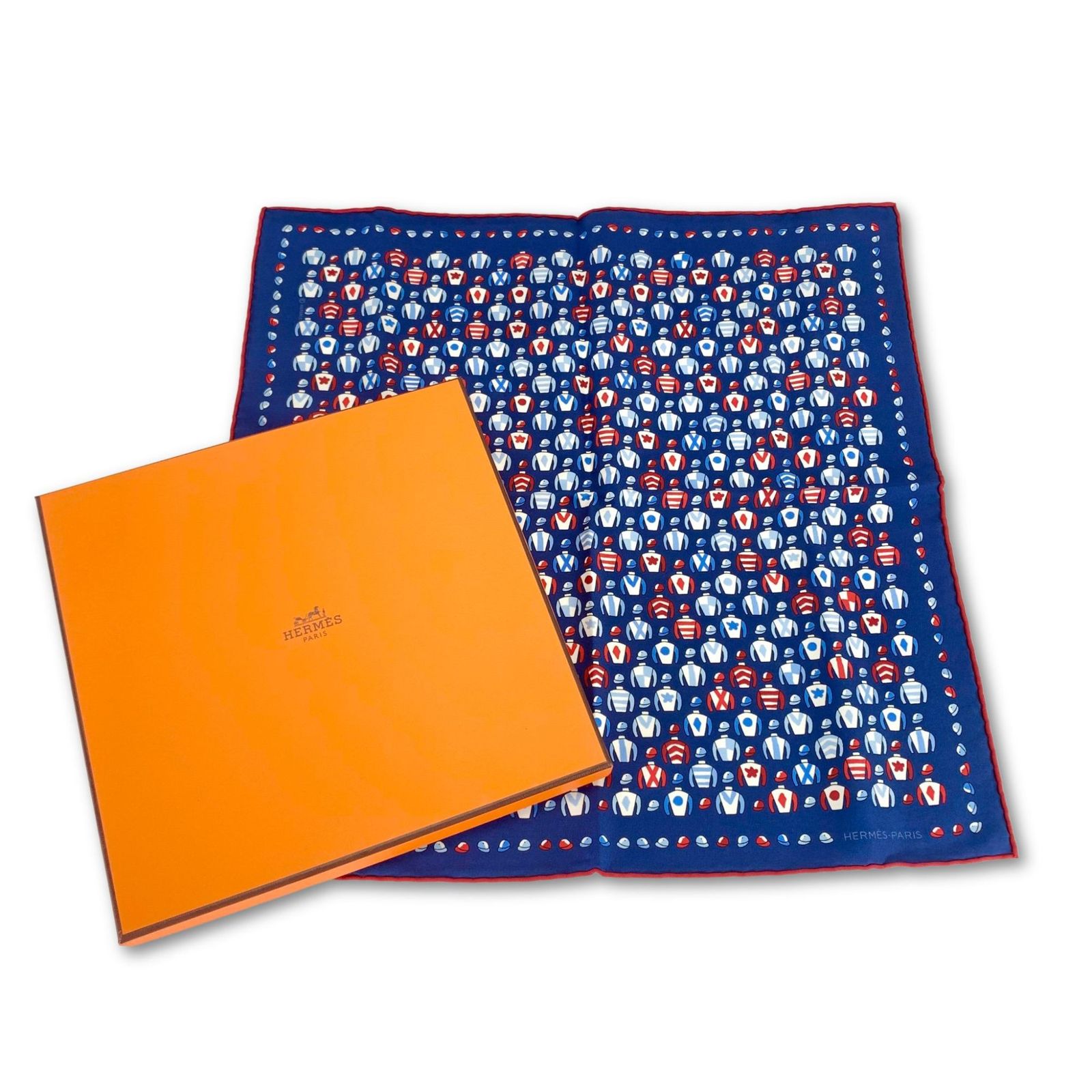 HERMES エルメス ポケットチーフ　スカーフ　シルク HERMES エルメス ポケットチーフ スカーフ トック・エ・カザック