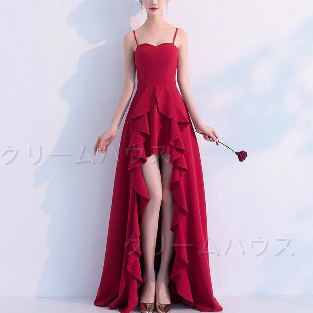 フリルの美しい イブニングドレス