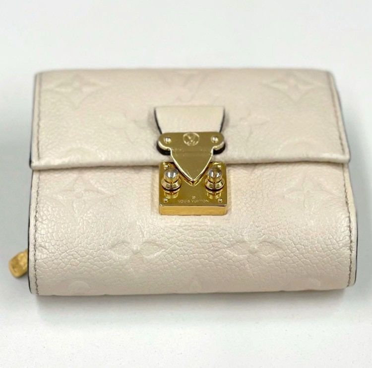 ルイヴィトン アンプラント メティス　コンパクト クレーム 折り財布 ルイヴィトン ポルトフォイユ・メティス コンパクト アンプラント