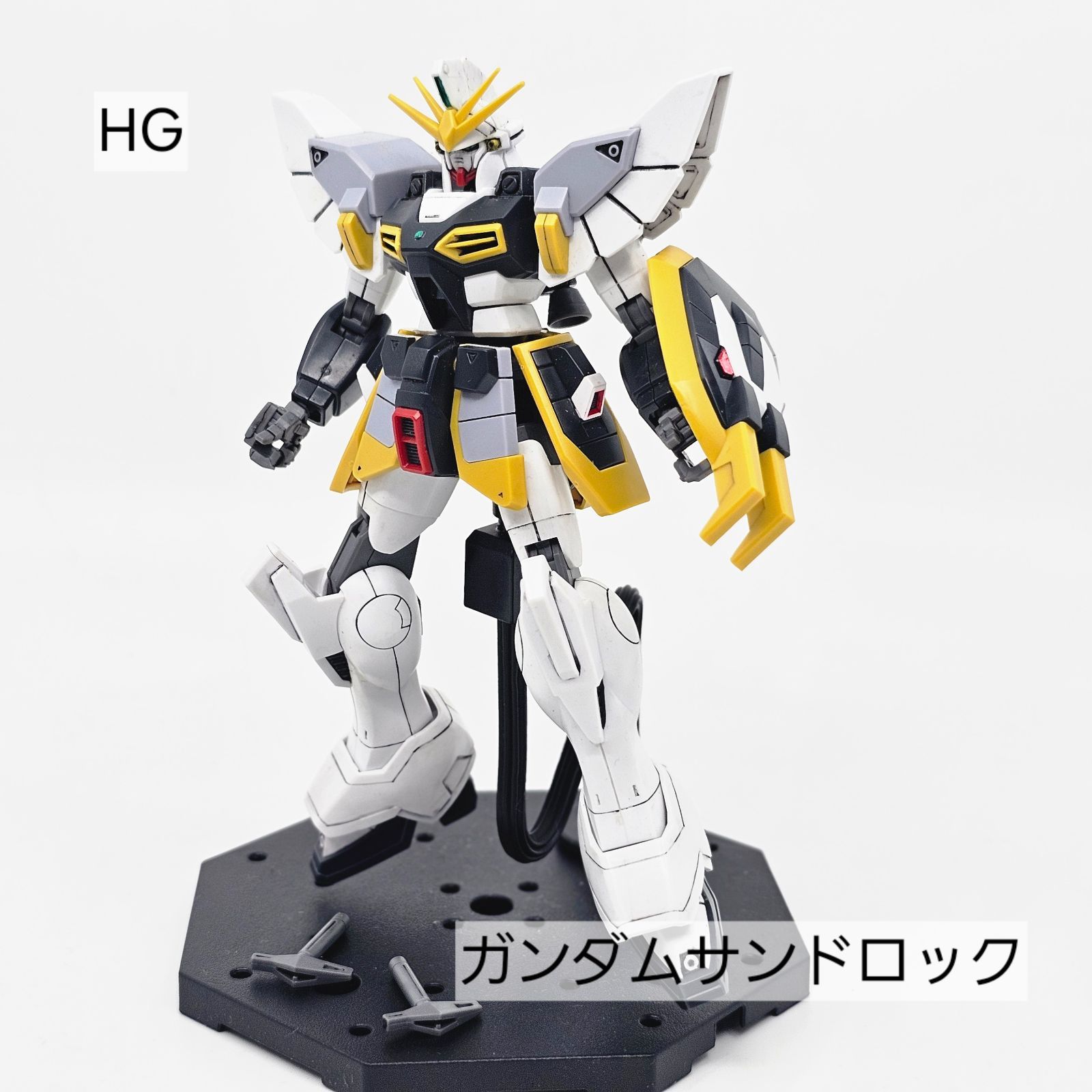 HG　ガンダムサンドロック　本体のみ　ガンプラ　リユース品　ジャンク