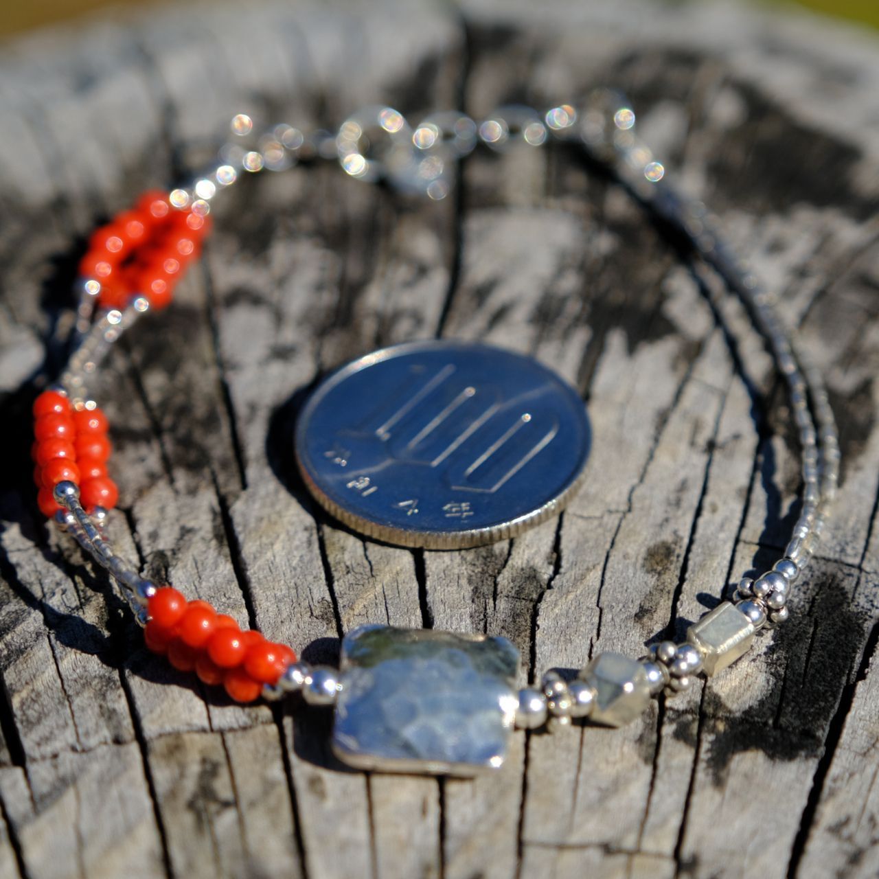 カレンシルバー三角ソリッドビーズ　ブレスレット カレンシルバー ビーズブレスレット カレンシルバー三角ソリッドビーズ