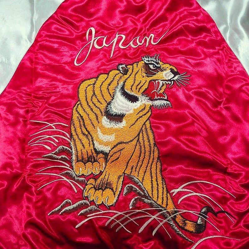 虎刺繍 ベルベット スカジャン 赤 虎刺繍 ベルベット スカジャン 赤