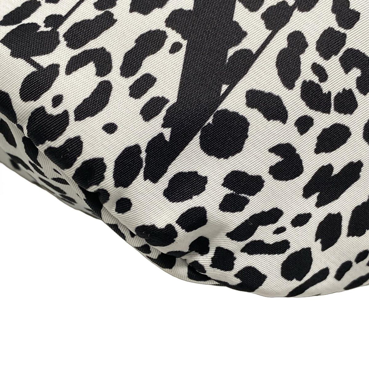 ウエストポーチ